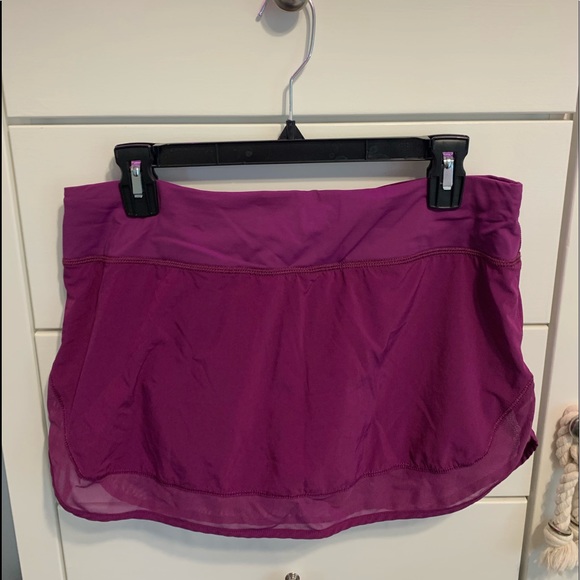 lululemon athletica Dresses & Skirts - LuluLemon Skirt!!